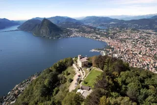 Themenbild Lugano - Von Dorf zu Dorf durch die Berge
